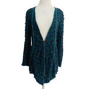Pleats Collection by Pings Imports Inc. Size Small Cardigan Ruffle Textured